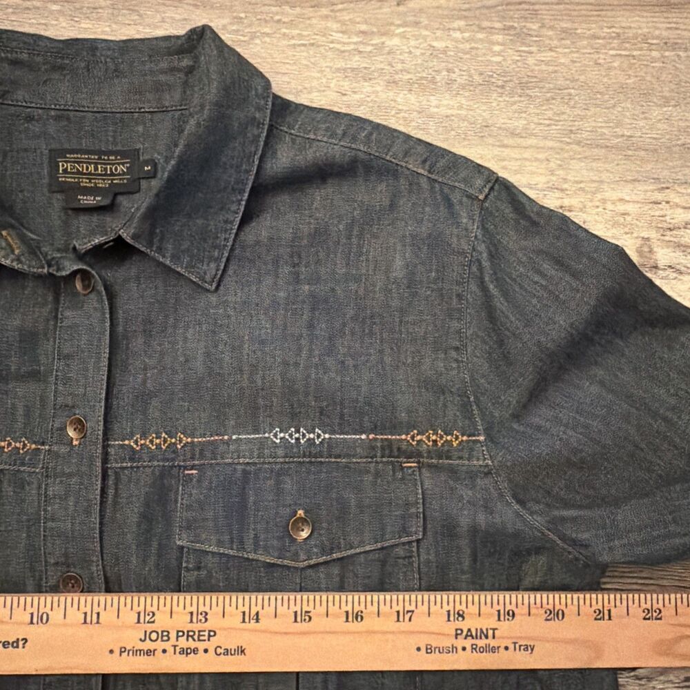 Pendleton Shirt Womens Med Blue Chambray Originals Long Sleeve Button Up Cotton - Picture 4 of 6